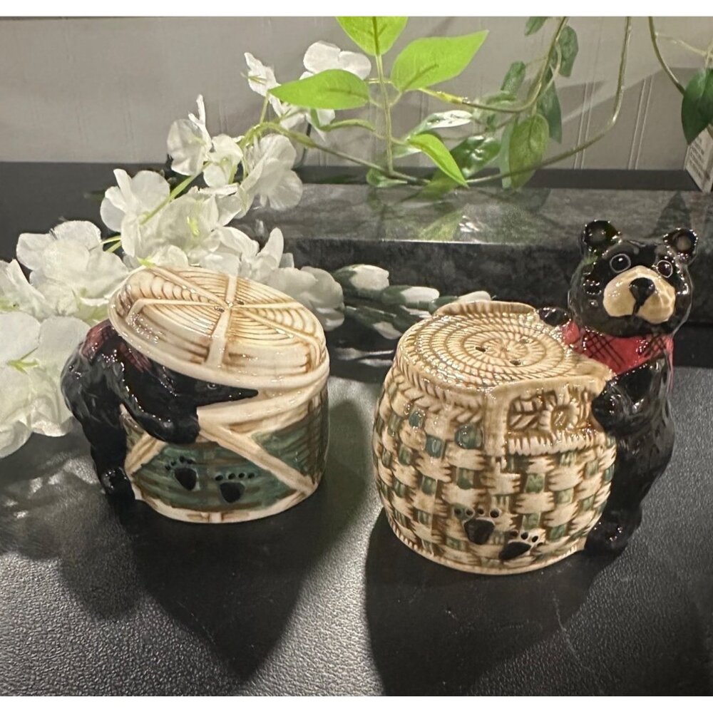 Hand-Painted Ceramic Black Bear Salt & Pepper Shakers With Wicker Basket Design